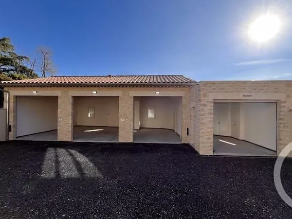 Local commercial 100 m²