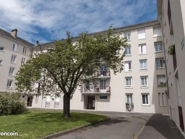 T1 de 38 m² avec belle pièce de vie et cellier