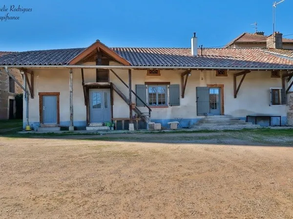 Maison à vendre 4 pièces SAINT ANDRE DE BAGE (01)