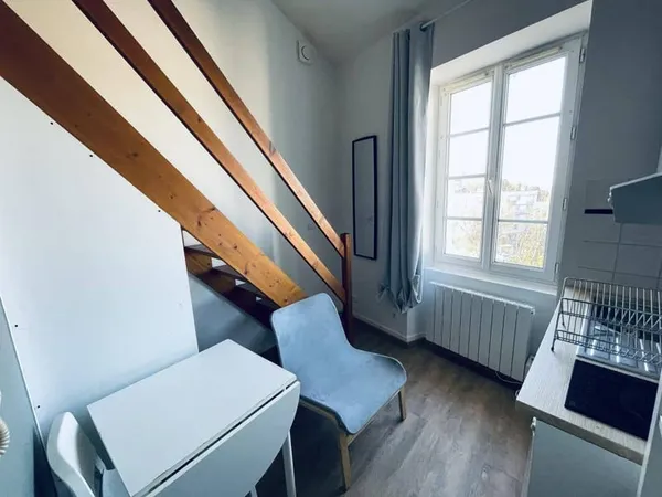 Studio 1 pièce 17 m²