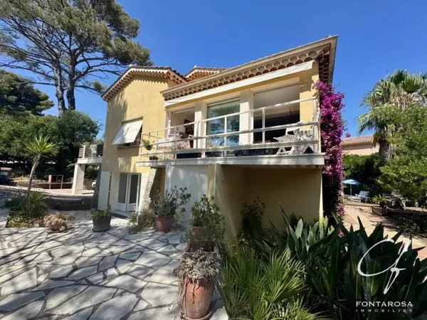 Villa 7 pièces 145 m²