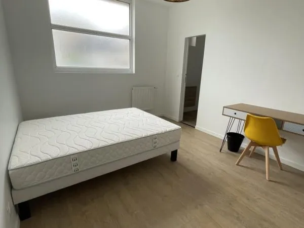 Appartement 8 pièces 150 m²
