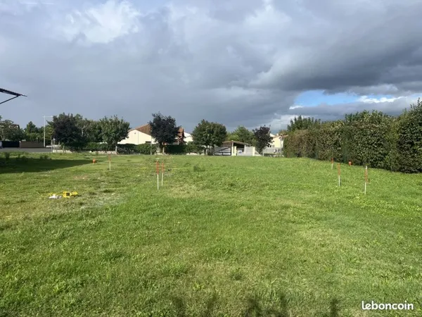 ENNEZAT dernier lot 360m² secteur calme