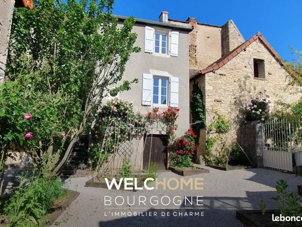 Propriété 12 pièces 337 m²