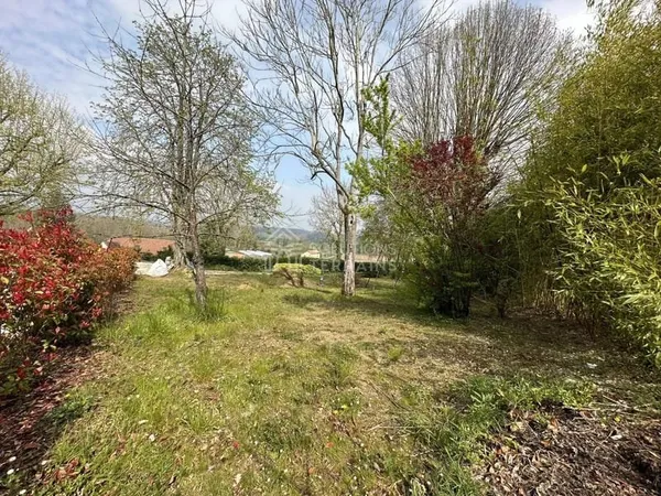 Nesles-la-Vallée terrain 617m²