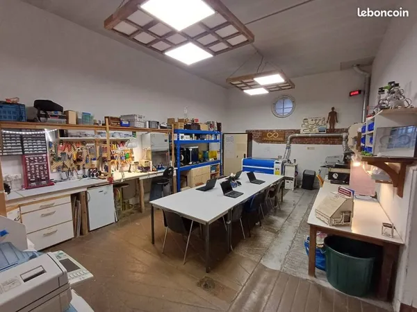 Atelier / local artisanal Rouen centre - 150 m² + étage et bureau - Fort potentiel