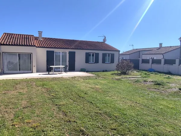 Maison Saint Coutant Le Grand