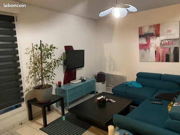 Appartement avec terrasse et parking 114 000