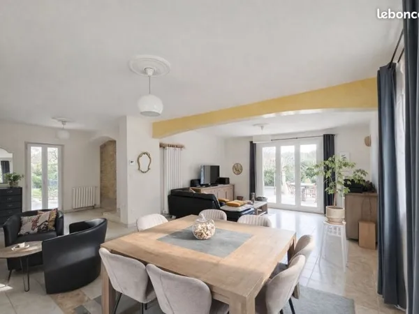 Maison 6 pièces 178 m²