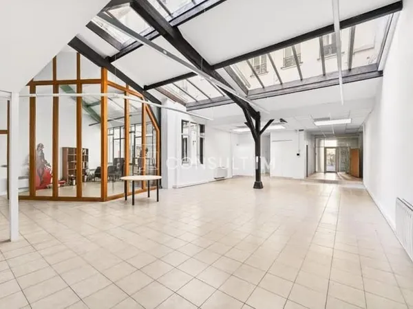 Local 320 m²