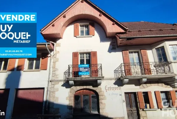 Maison 10 pièces 230 m²