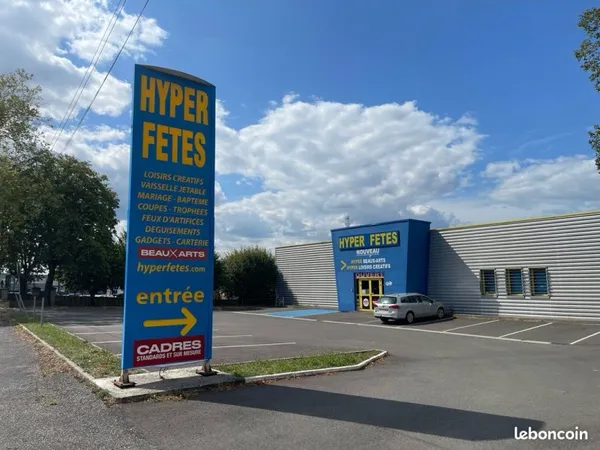Local commercial 500 m² Villefranche-de-Rouergue