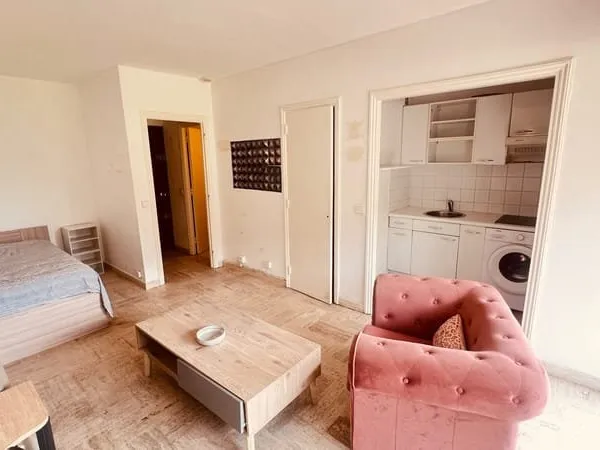 Studio meublé