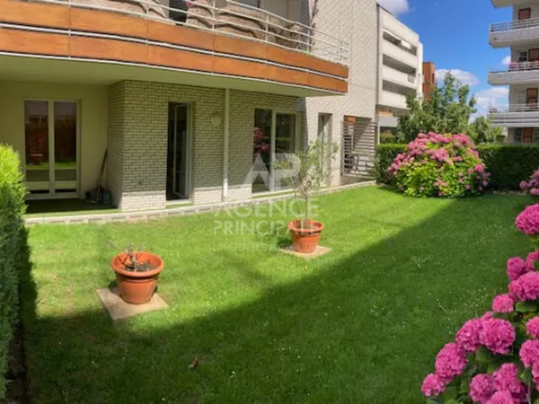 Appartement meublé Saint Germain En Laye 2 pièce(s) - Au pied du TRAMWAY 13