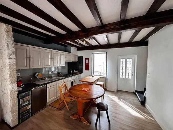 AUBIERE MAISON DE BOURG 3 PIÈCES AVEC GARAGE