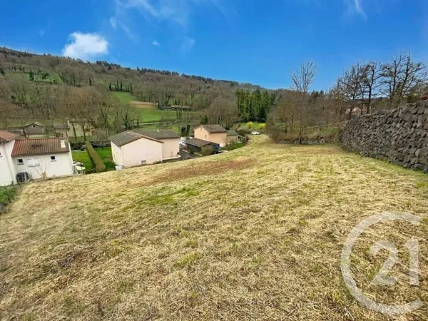 Terrain 1400 m²
