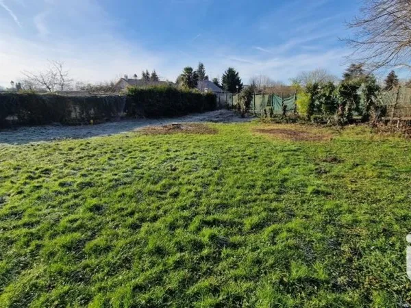 Terrain 300 m²