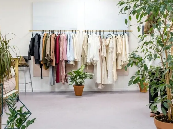 Commerce Vente Vannes  72m² 11100€