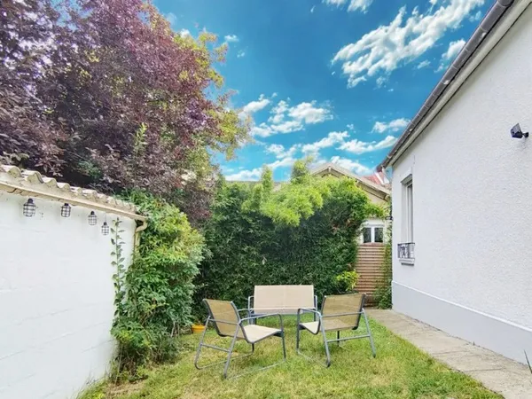Coup de coeur - Maisonnette pleine de charme avec jardin