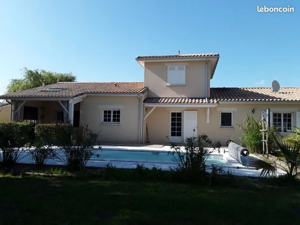 Maison au calme avec piscine