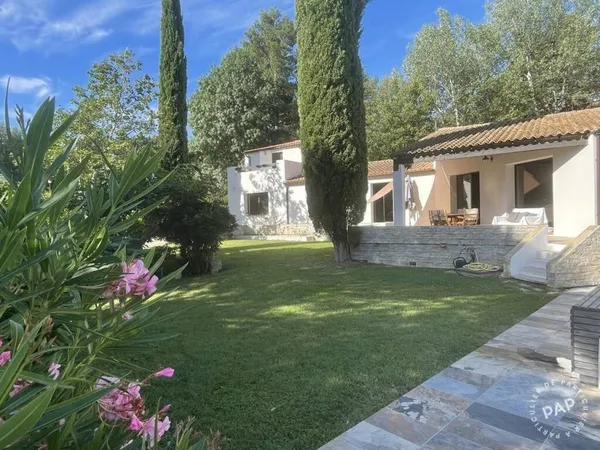 Maison 5 pièces 194 m²