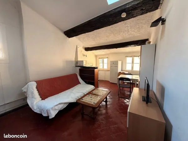 Studio 1 pièce 25 m²