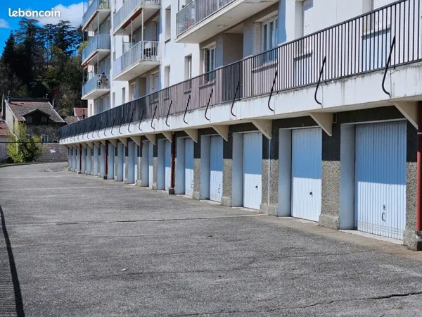 Garage au Belvedere