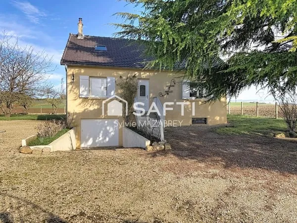 Maison familiale avec sous-sol total et beau potentiel d'évolution