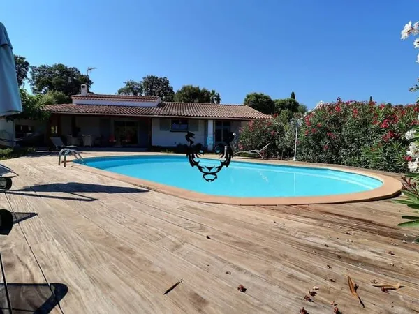 Maison de plain-pied 4 pièces 98 m²
