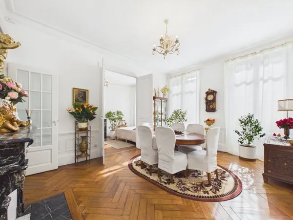 Appartement 5 pièces 118 m²