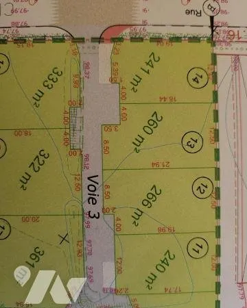 Terrain 241 m²