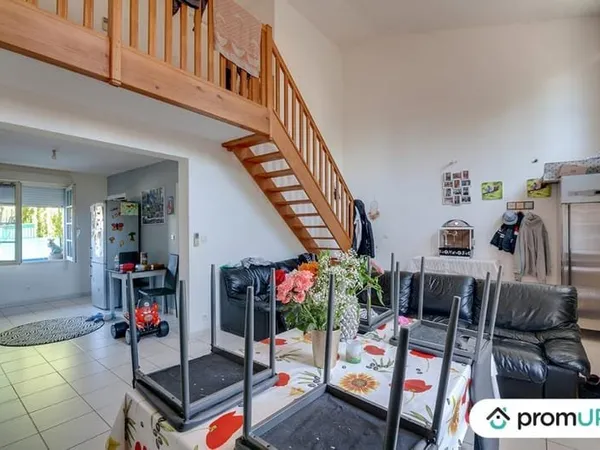 Ensemble immobilier de 1023m²
