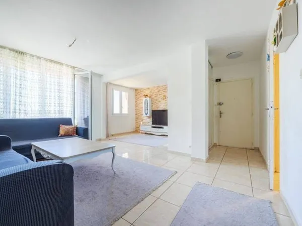 Appartement 4 pièces 65 m²