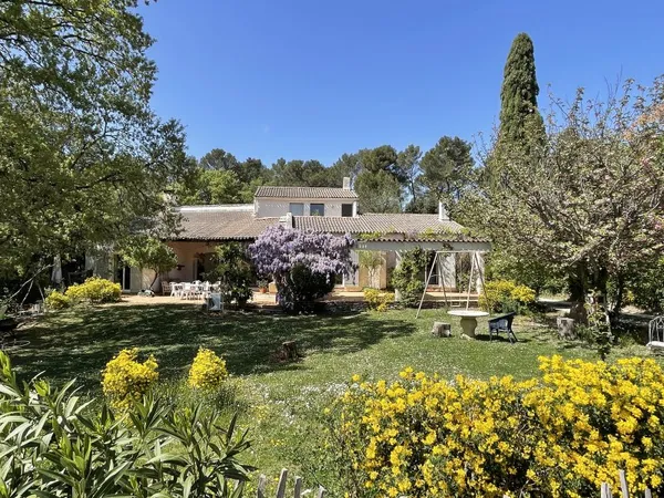 Vends maison rénovée par architecte