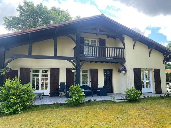 Maison 7 pièces 190 m²