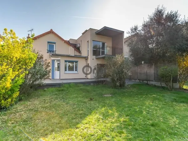 Maison 4 pièces 106 m²