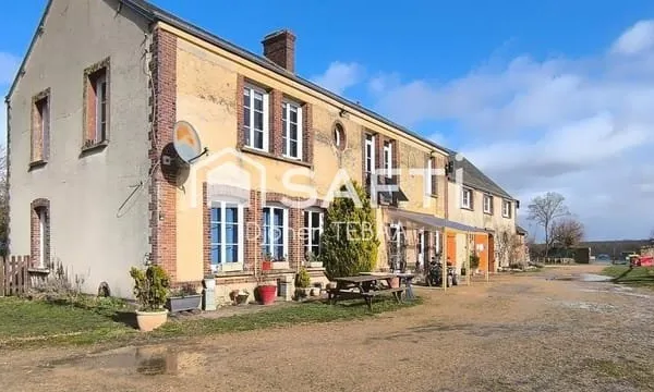 Domaine de caractère aux multiples projets
