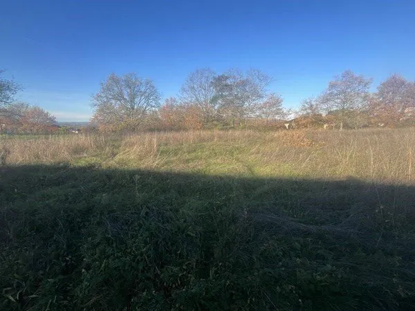 Terrain constructible 1434 m²