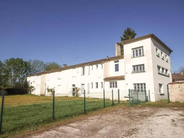 Immeuble 1724 m²