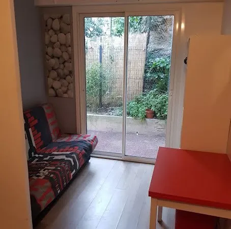 Studette 1 pièce 10 m²