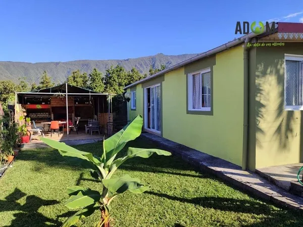 Maison de plain-pied 5 pièces 140 m²