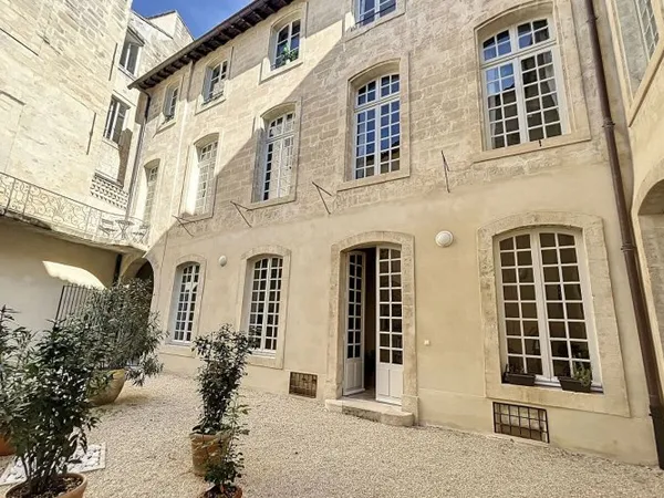 Appartement 3 pièces 125 m²