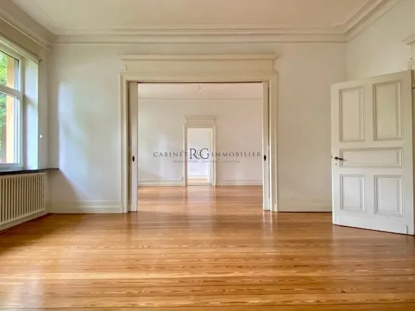 Magnifique F5 de caractère