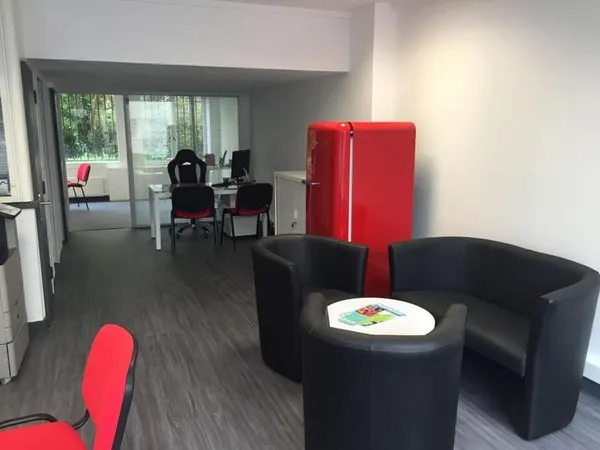 Bien Commercial À Louer