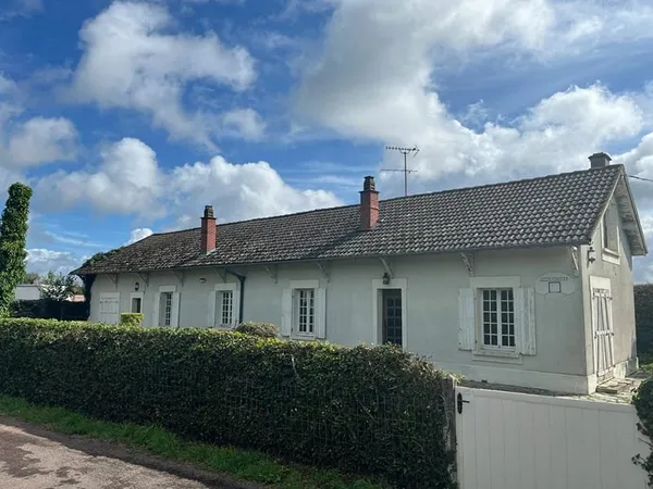 Maison Varennes Vauzelles 8 pièces