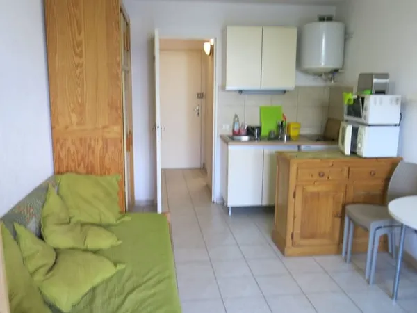 Studio Cabine Rez de jardin Rive Gauche