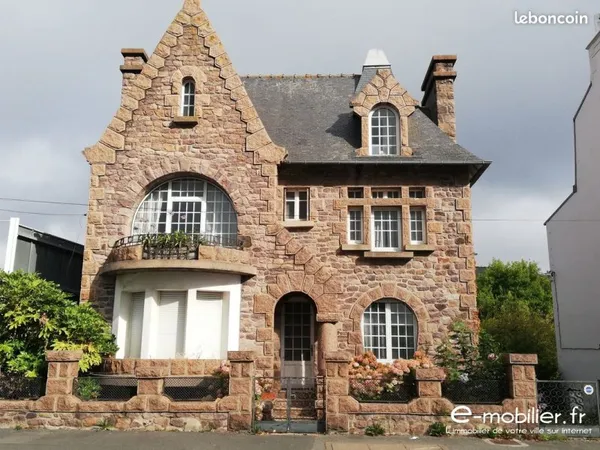 Maison 7 pièces 140 m²