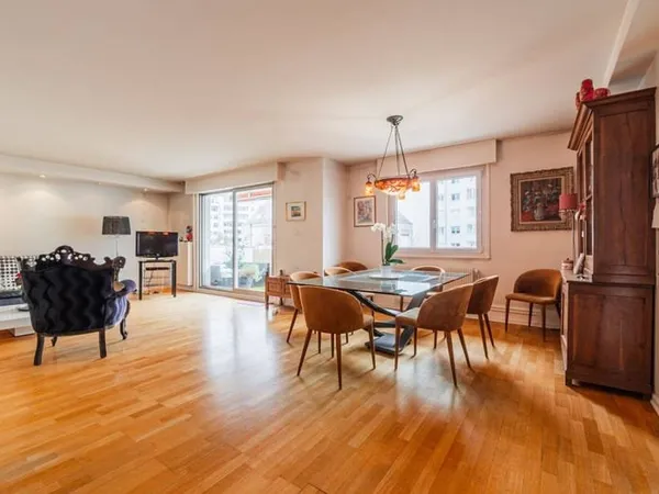 Appartement 4 pièces 131 m²