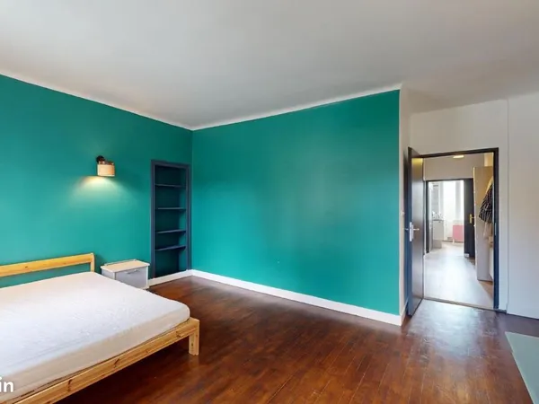Chambre 4 pièces 86 m²