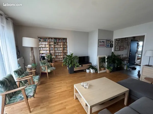Aux portes de Nancy - Appartement dernier étage - 91 m² traversant très lumineux - Volumes généreux 